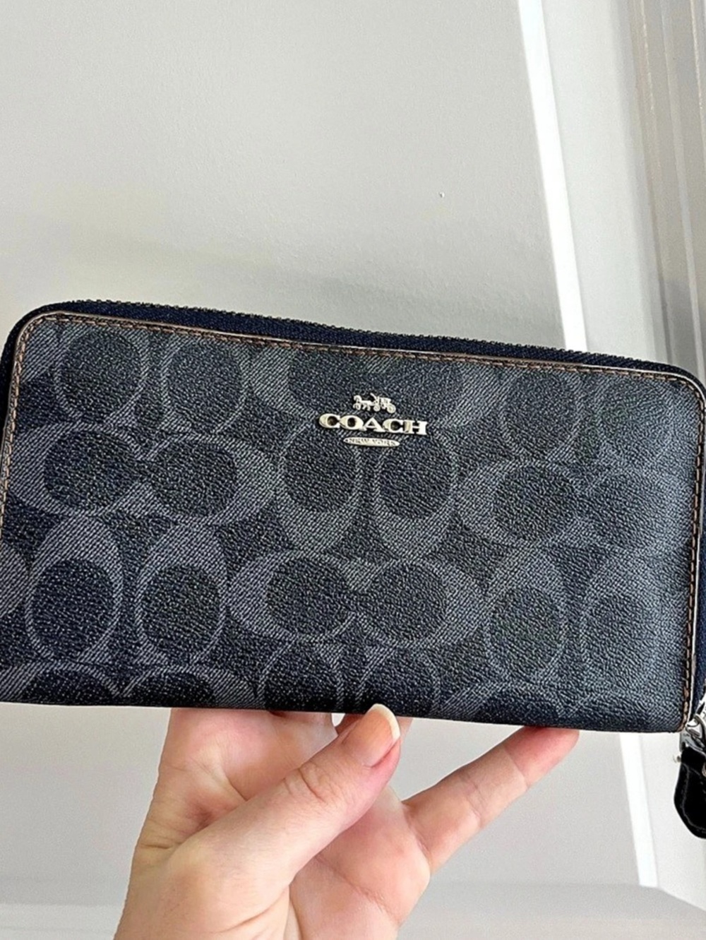 Coach Accordion Zip Wallet Navy & Red